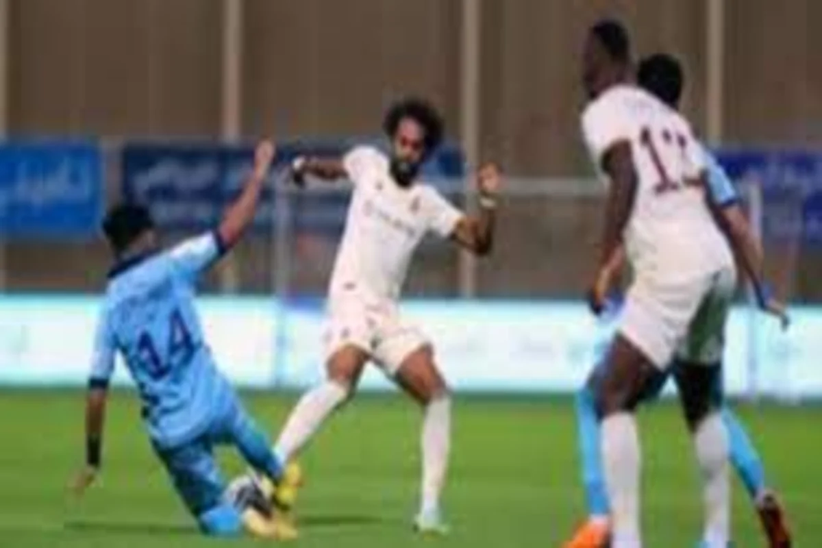  اللاعب البرازيلي لويس جوستافو